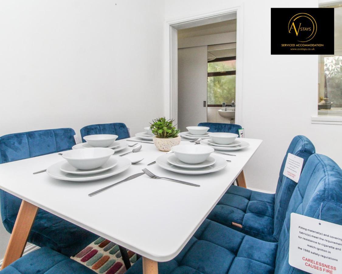 Modern House By Av Stays Short Lets & Serviced Accommodation St Helens St Helens  Εξωτερικό φωτογραφία